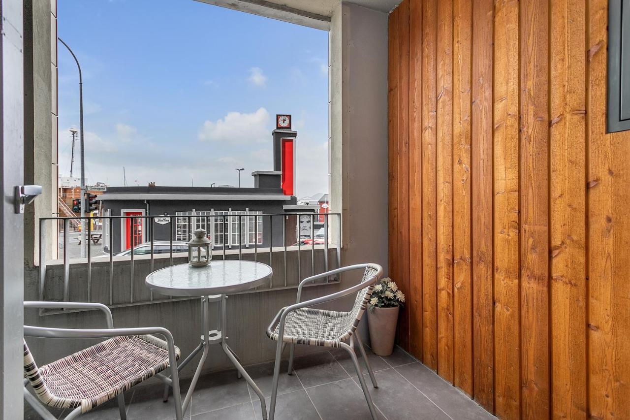 Sunny Apartment - By The Sea In City Center Reykjavík Dış mekan fotoğraf