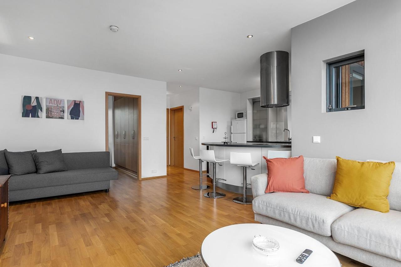 Sunny Apartment - By The Sea In City Center Reykjavík Dış mekan fotoğraf
